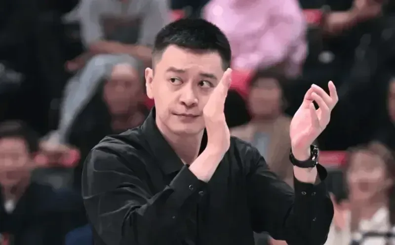 世界杯手机高清观看软件-杨鸣：京粤大战给两队过度消耗，上海以逸待劳等待两个球队